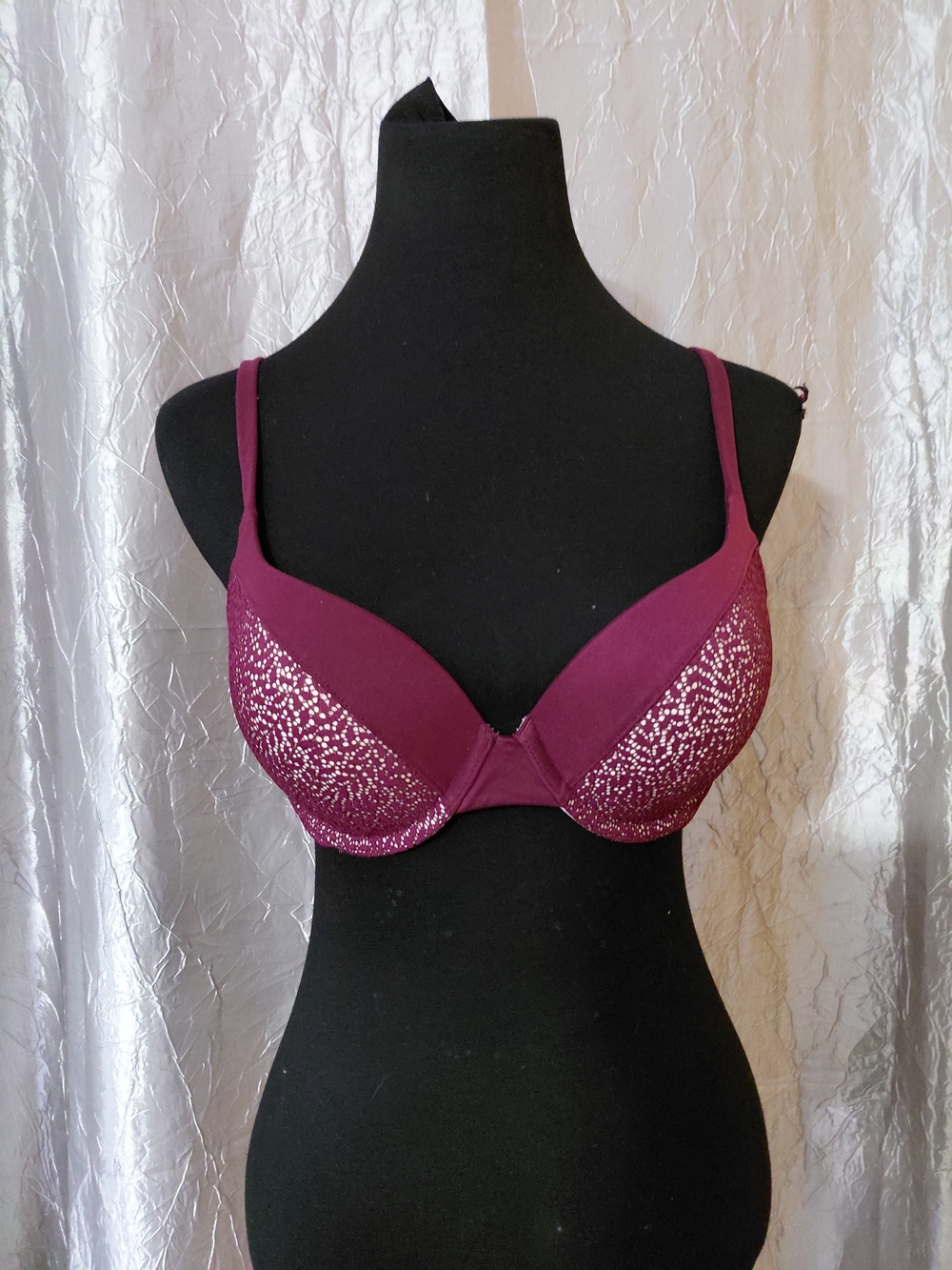 Victoria's Secret Push-Up Bra in Berry with Silver Sparkle
